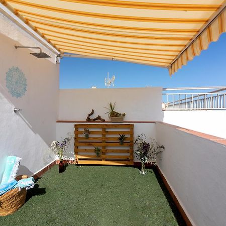 Sea & Wave Al Rolo Beach Apartment Málaga Exteriör bild