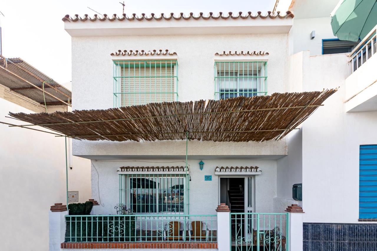 Sea & Wave Al Rolo Beach Apartment Málaga Exteriör bild